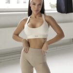Contour Seamless Cross Back Sports Bra